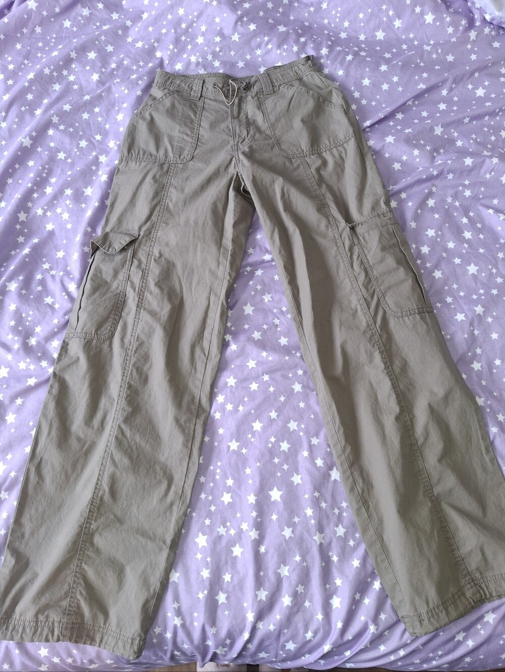 Womens Cargo Pants in Olive